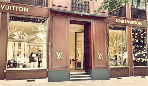 louis vuitton azienda|louis vuitton paris website.